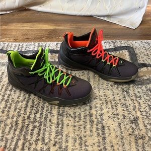 Mens Nike Air Jordan CP3 shoes